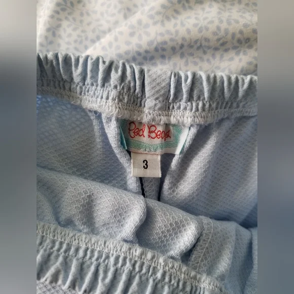 Red Beans Top and Shorts Set - Sizes 4 and 3 - Picture 6 of 6